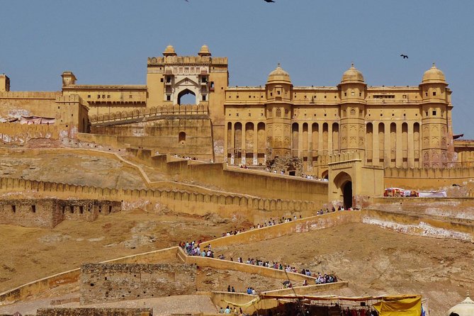 1-Day Trip to Jaipur from Mumbai with Both side Commercial Flights - Price and value: How $192 stacks up for a one-day Jaipur sprint
