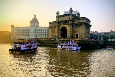 2 Days Mumbai City tour with Elephanta Caves - Day 1: A guided walk through Mumbai’s big icons