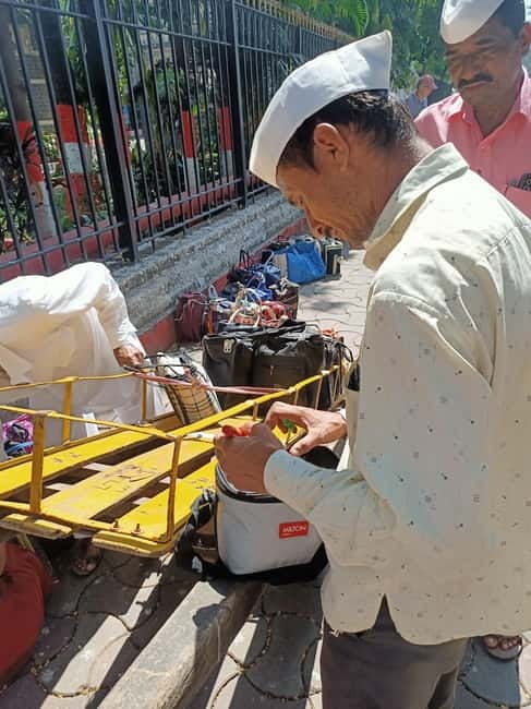 Best Combo Tour: Dabbawalas, Dhobi Ghat and Slum with Train - Who this tour suits best (and who might want to skip it)