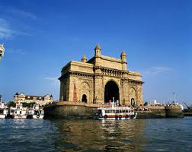 Combo of City and Bollywood Tour - Gateway of India and the Sea-Front Landmarks