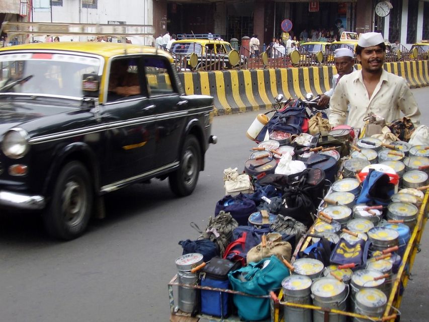 Dharavi Slum Tour & Mumbai Sightseeing - Price and logistics: what $70 buys you in a 6-hour day