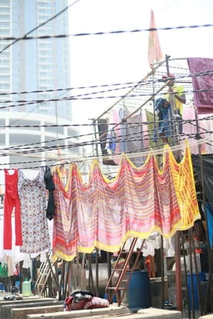 Dhobi Ghat Laundry and Dharavi Slum Tour with Local Train - Should you book this Dhobi Ghat + Dharavi tour?