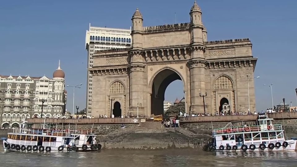 Essence of Mumbai: Half-Day Private Tour - Kala Ghoda, Flora Fountain, and Malabar Hill: Art District Energy and Colonial Corners
