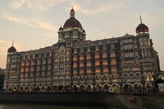 Explore Mumbai Iconic Landmarks and Hidden Gems - How this half-day Mumbai loop actually works