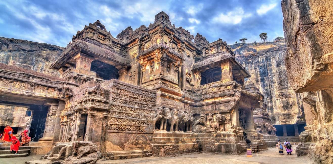 From Mumbai: Ajanta and Ellora Day Tour with Flights - Ajanta Caves: frescoes, Buddha stories, and what 2 hours really means