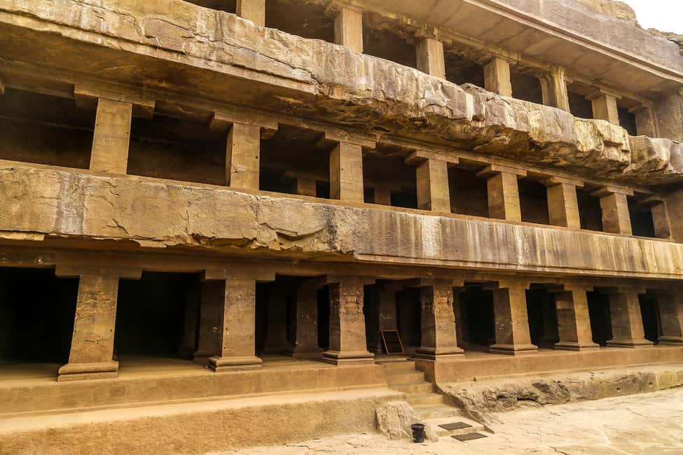 From Mumbai: Ajanta and Ellora Day Tour with Flights - What the live guide adds (and how to get more out of it)