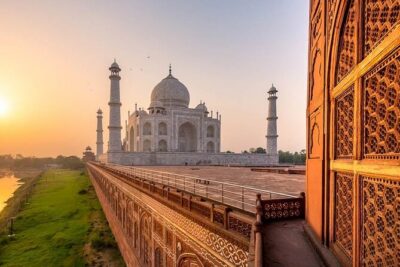 From Mumbai - Overnight Taj Mahal Agra Private Tour by Return Flights - Day 1: 5:00 am pickup, flight to Delhi, then Agra Fort and Mehtab Bagh