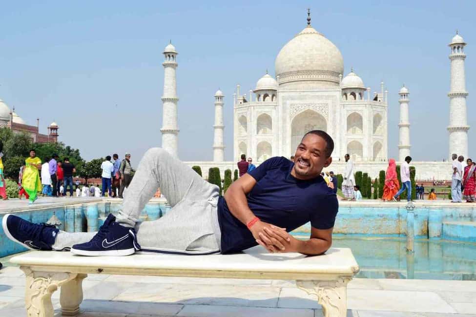 From Mumbai: Same Day Taj Mahal, Agra Tour with Flights - Breakfast, lunch, and the break that keeps you human