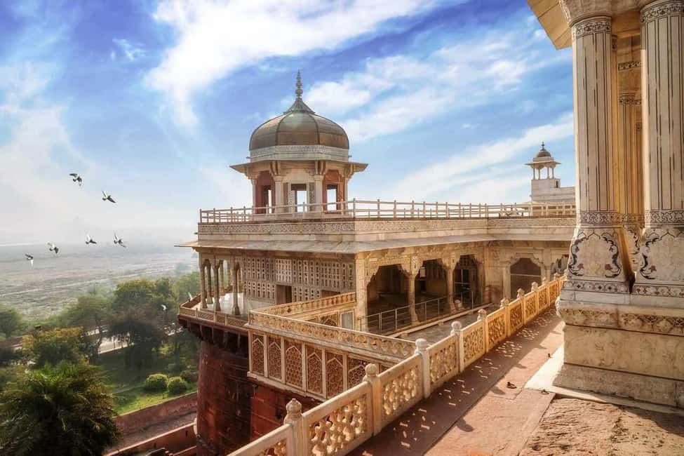 From Mumbai: Same Day Taj Mahal, Agra Tour with Flights - Mumbai to Delhi to Agra: the logistics that matter