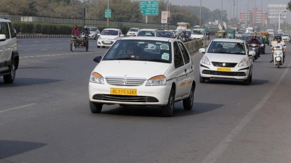 From Mumbai: Taj Mahal and Agra Day Tour - Key Highlights That Make This Day Trip Work