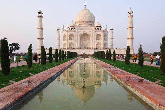 Full-Day Agra Tour with Taj Mahal From Mumbai By Air - Taj Mahal at the start of the day: the best kind of awe