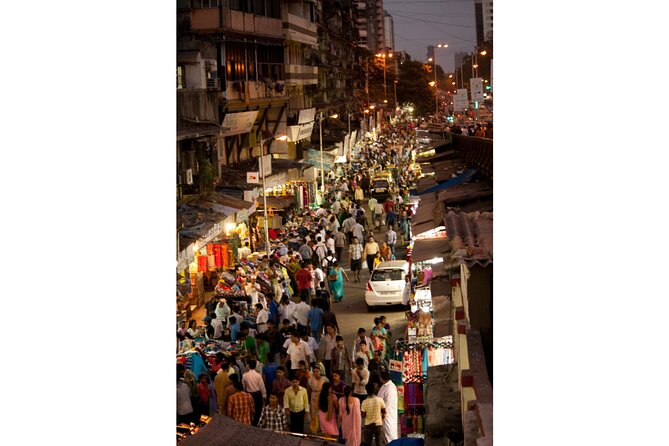 Magical Markets Tour in Mumbai with a local - Mangaldas Market: silk and textiles with tailors and boutiques since 1893