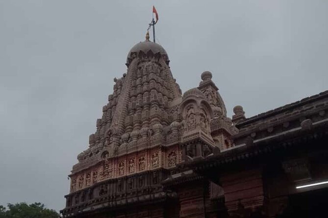Maharashtra Three Jyotirlinga Tour from Mumbai - Day 2: Trimbakeshwar Jyotirlinga from Nashik with a shorter hop