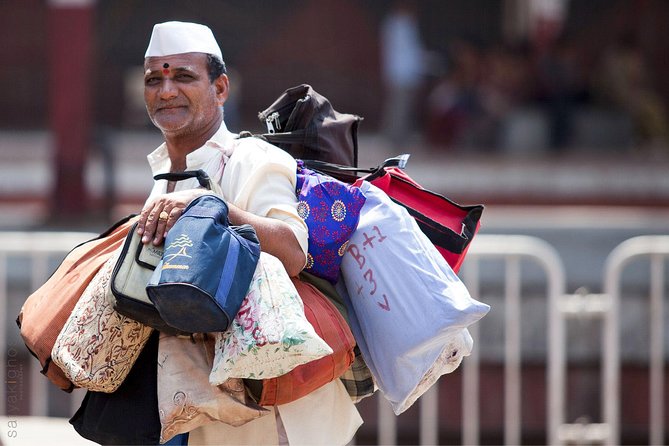 Morning Life of Mumbai's Dabbawalas and Dhobis Tour - Churchgate Railway Station: Where the Dabbawalas Sort Lunch Boxes
