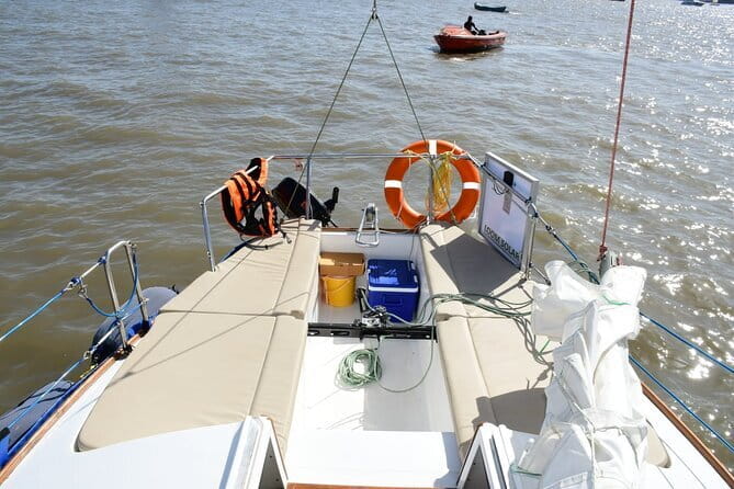 Mumbai Bay Breeze Sail on a Compact Yacht Experience - The 2-Hour Sunset Sail: What the Ride Feels Like, Start to Finish