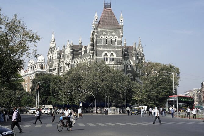 Mumbai City Tour & Dharavi Slum: Full-Day Private Experience - Getting oriented fast: pickup, AC comfort, and guide support