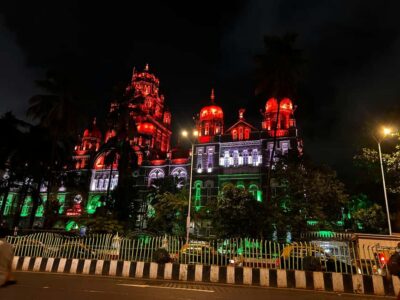 Mumbai City Tour with Option to Add Elephanta Caves - The best opening stretch: Gateway of India to Marine Drive