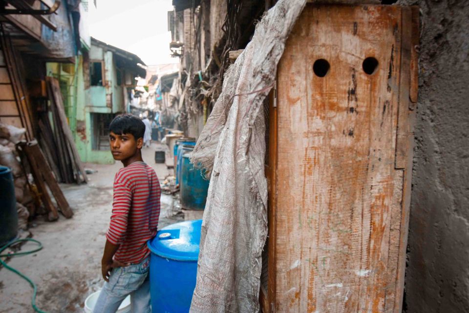 Mumbai: Dharavi Tour Including Car Transfer - Reality Gives-Mumbai: a short stop that changes how you read the street