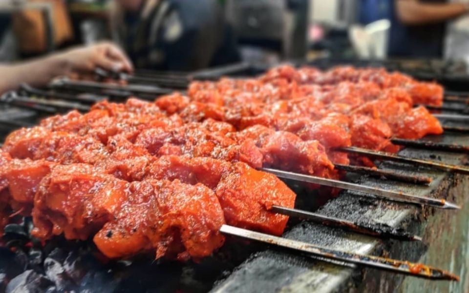 Mumbai: Evening Local Street Food Tour with Sightseeing - Price and Value: What $25 Really Buys (and What You Should Confirm)