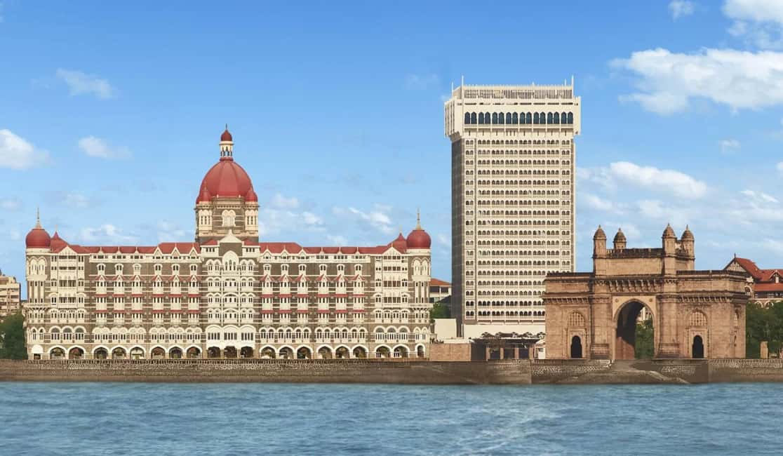 Mumbai: Exclusive Full-Day City Tour with Optional Caves - Elephanta Caves ferry time: what you should expect on the water