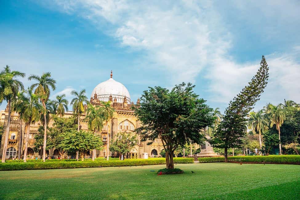 Mumbai: Full Day City Sightseeing with Lunch, Car & Guide - Asiatic Society Library: rare books, quiet focus