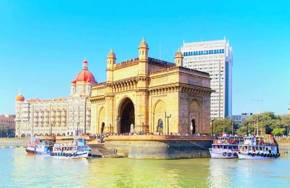 Mumbai: Full-Day Guided City Tour with Elephanta Caves - How the private day works: pickup, pacing, and skip-line entry