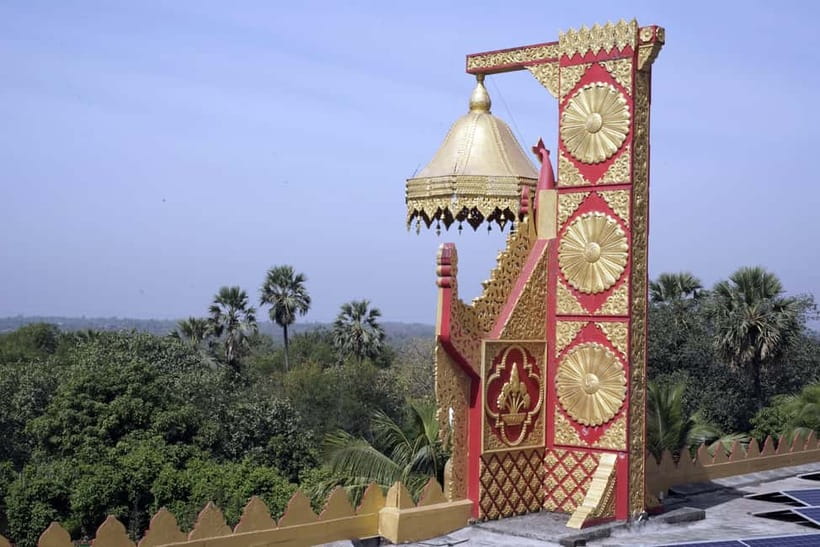 Mumbai Kanheri Caves & Vipassana Pagoda Tour - Price and value: is $26 a good deal for what you get?