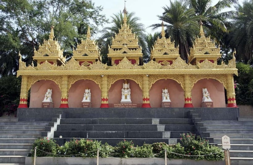 Mumbai Kanheri Caves & Vipassana Pagoda Tour - Why the guide experience matters here (and who you might get)