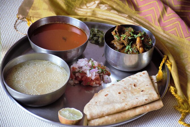 Mumbai Market Tour & Maharashtrian Cooking Class with Chef Reshma - The Santacruz market stop: where your cooking skills start