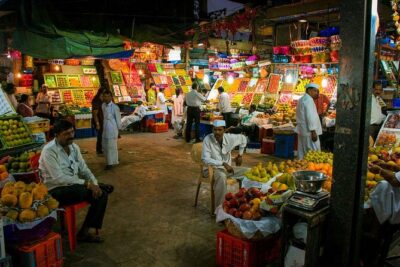 Mumbai Markets and Temples Tour - Mangaldas Market textile lanes: why wedding-and-Diwali cloth matters