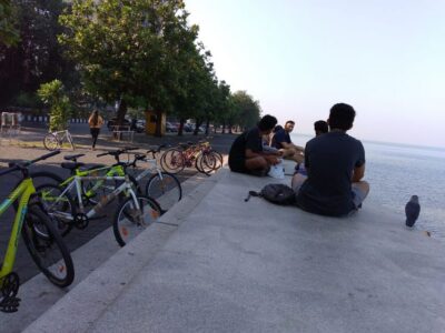 Mumbai: Morning Bicycle Tour - Bikes, helmets, and what “easy and enjoyable” means in practice