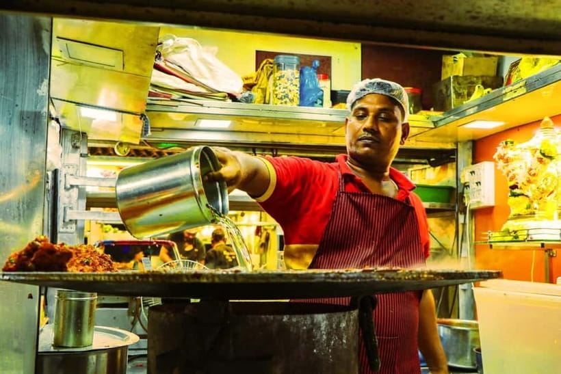 Mumbai: Night Sightseeing Tour by Car - Chowpatty street food tasting at night: what you’ll actually try