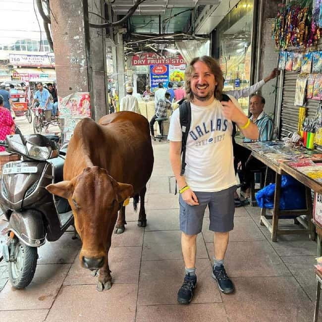 Mumbai: Private Dhobi Ghat Laundry & Slum Tour with Pickup - Key things to know before you go