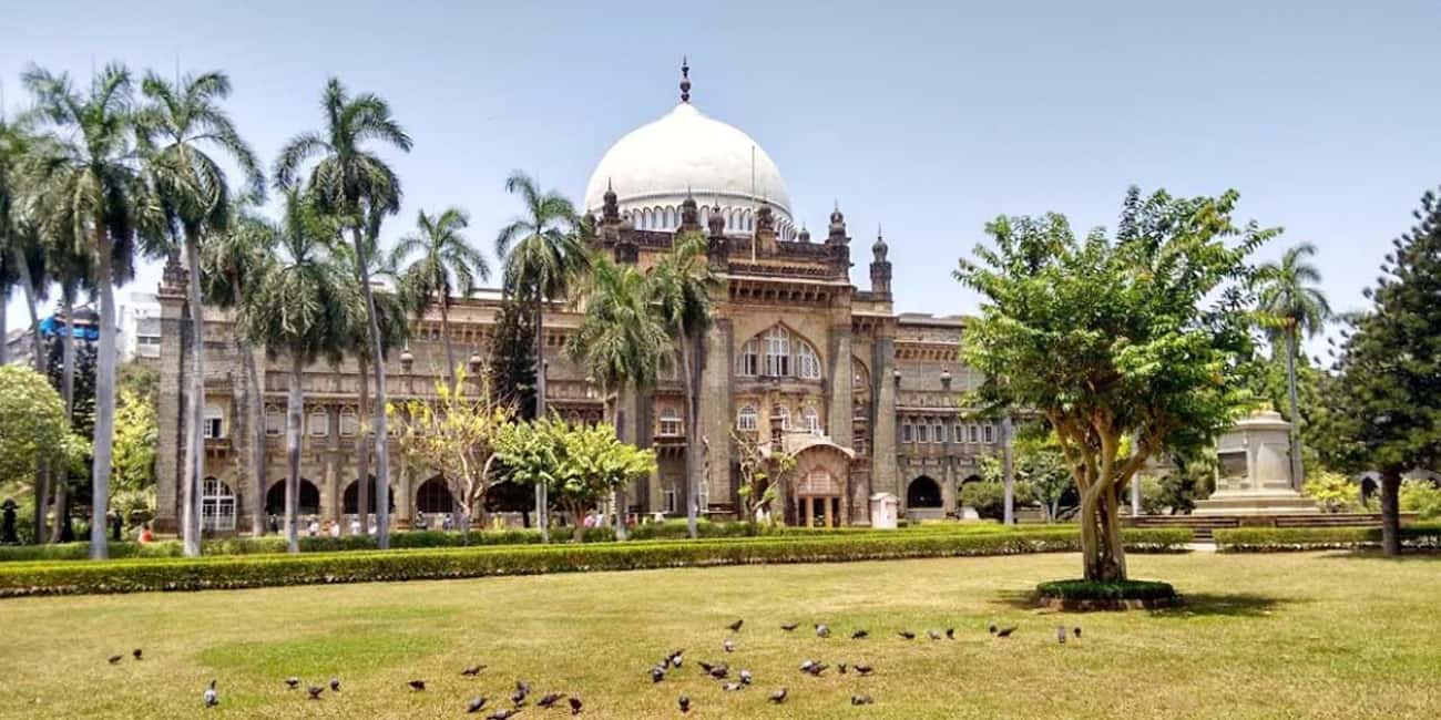 Mumbai: Private Half Day Sightseeing Tour of Mumbai - Chhatrapati Shivaji Maharaj Terminus (CST): more than a station photo