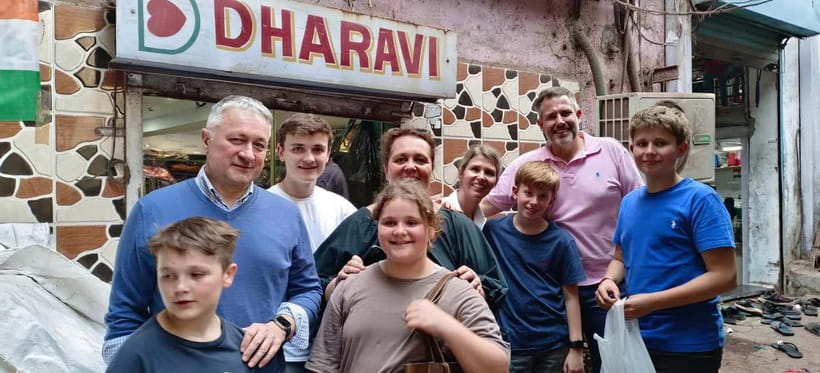 Mumbai: Private Sightseeing Tour and Slum Tour with Pickup - Dharavi: a slum tour that focuses on people, not shock