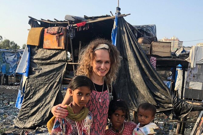Mumbai Private Sightseeing With Slum Tour - Ganesh Murti Nagar: a respectful look at community life