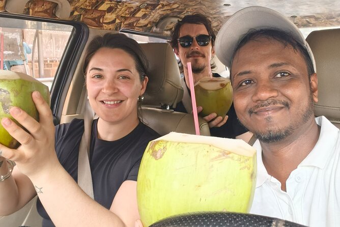 Mumbai Private Sightseeing With Slum Tour - The Ali effect: why the guide matters here