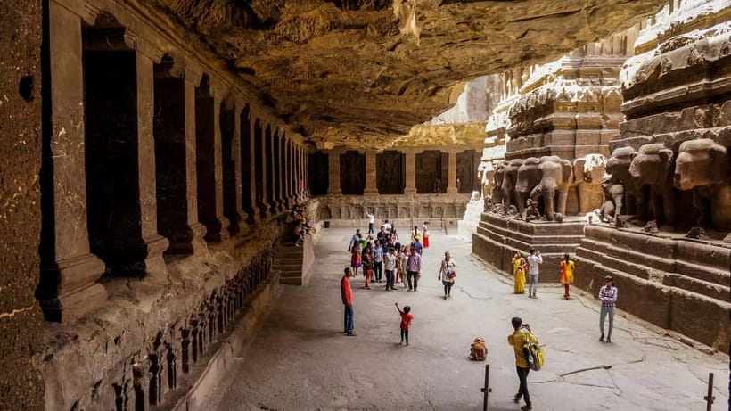 Mumbai: Same Day Tour of Ajanta & Ellora Cave's - Getting to Aurangabad: Flights, Pickup, and the Drive That Sets Your Day’s Mood