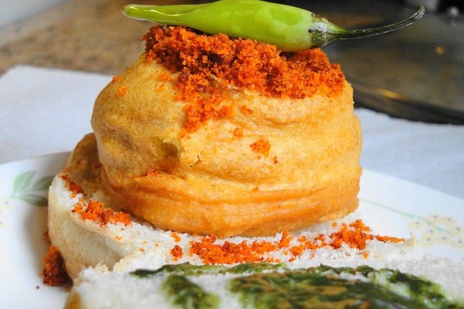 Mumbai Street Food Tour with Sunset View - Getting Your Bearings: Start at Churchgate, End at Masjid Bandar