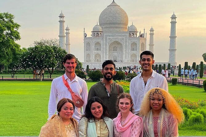 One-Day Private Taj Mahal Tour From Mumbai - The 3 a.m. Taj Mahal sprint: how this day stays on track