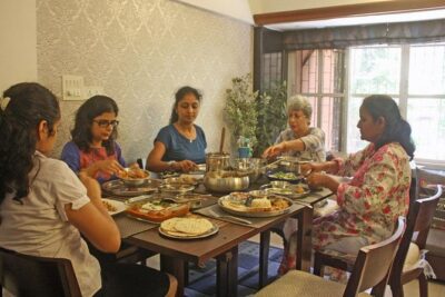 Private Market Tour and Vegan Indian Cooking Demo in Andheri West Mumbai - Reyna’s Apartment Kitchen: A Demo With Conversation (Not a Cooking Class)