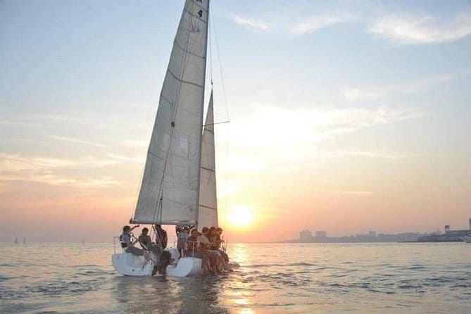 Sailing Experience in Mumbai on Mid Size Yacht - Crew and Safety: Names You’ll Hear On Board