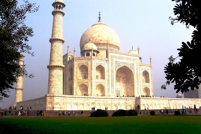 Same Day Tour from Mumbai to Taj Mahal and Agra With Flights - Agra Fort: the UNESCO stop that adds context to Taj Mahal