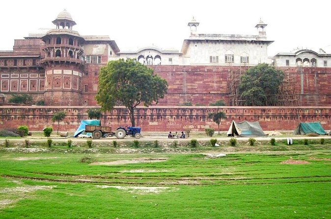 Same Day Tour from Mumbai to Taj Mahal and Agra With Flights - Optional handicrafts time and your return drive to Delhi