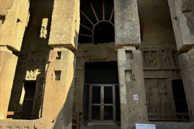 Sanjay Gandhi National Park+ Kanheri Caves + Temple +Tigar Safari - Kanheri Caves: Buddhist prayer halls carved into black basalt