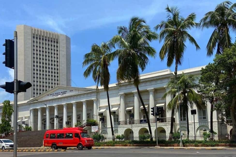Stories of Mumbai: Heritage Walk with Hidden Tales - The Gateway of India Start: British Arrival to British Exit