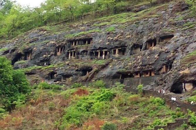 Temples & Vineyards: Private Tour to Nashik from Mumbai - What $115 Covers, and How to Avoid Surprise Fees